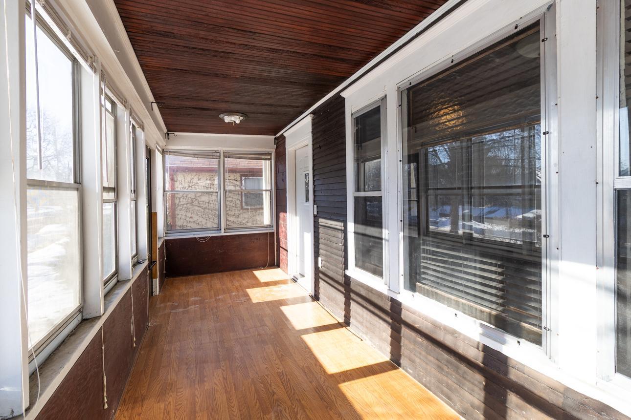 1191 Minnehaha Avenue W