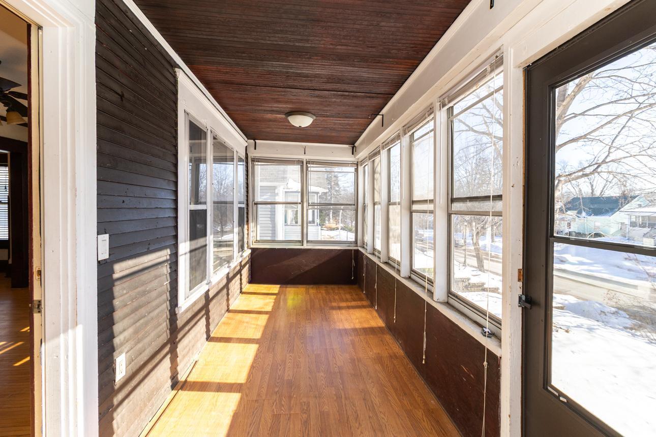 1191 Minnehaha Avenue W