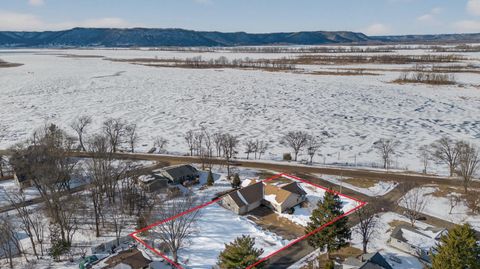 89 W 2nd Street Buffalo City WI 54622