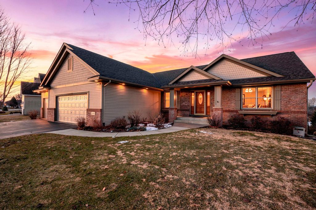 Photo of 21418 Queen Street NW, Elk River, MN 55330 (MLS # 7031278)