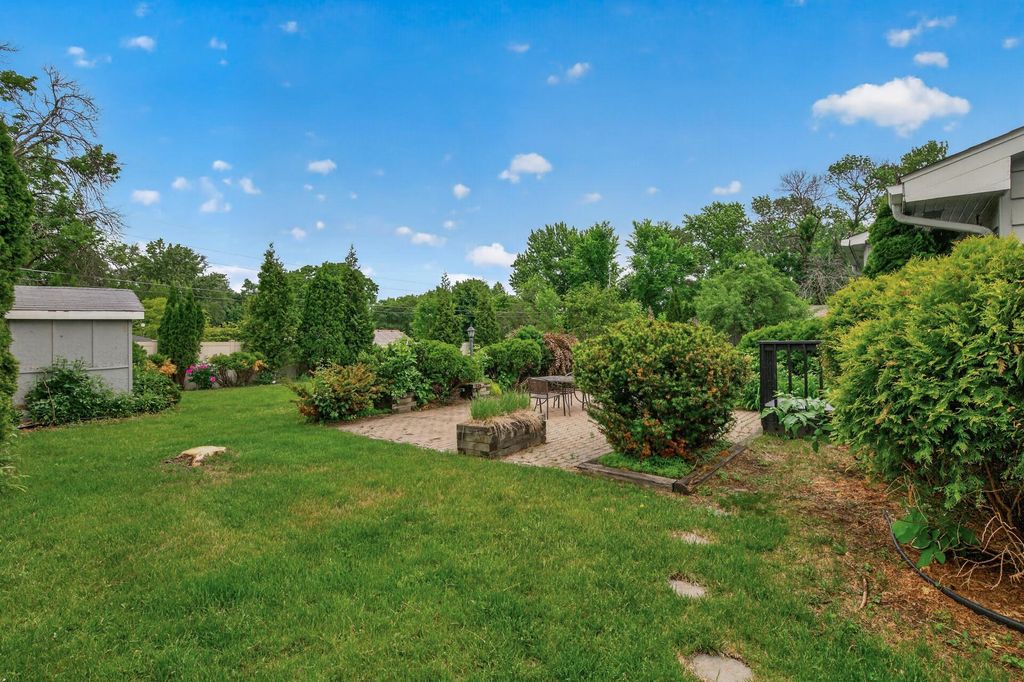 Photo of 7930 W 26th Street, Saint Louis Park, MN 55426 (MLS # 7111072)