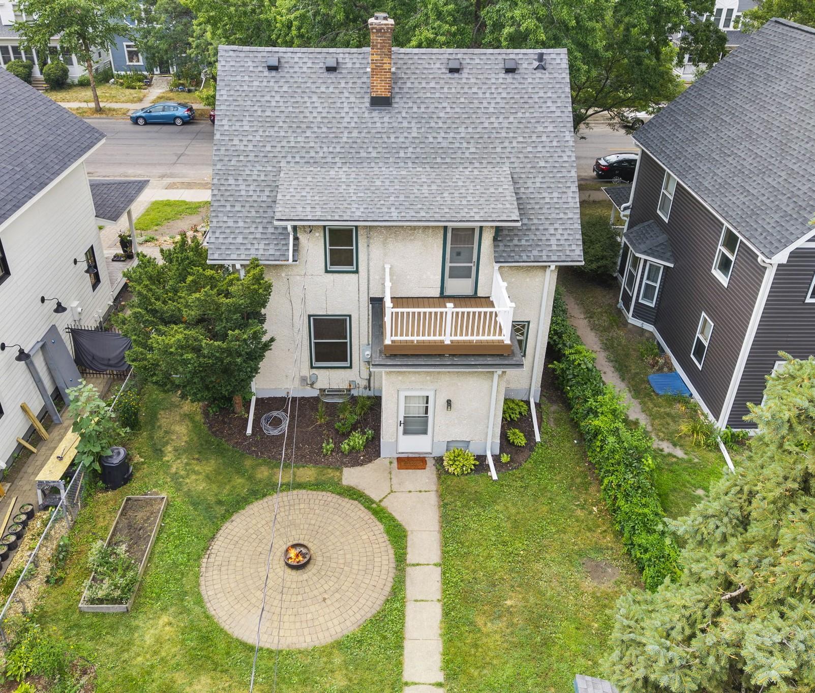 3121 Bloomington Avenue
