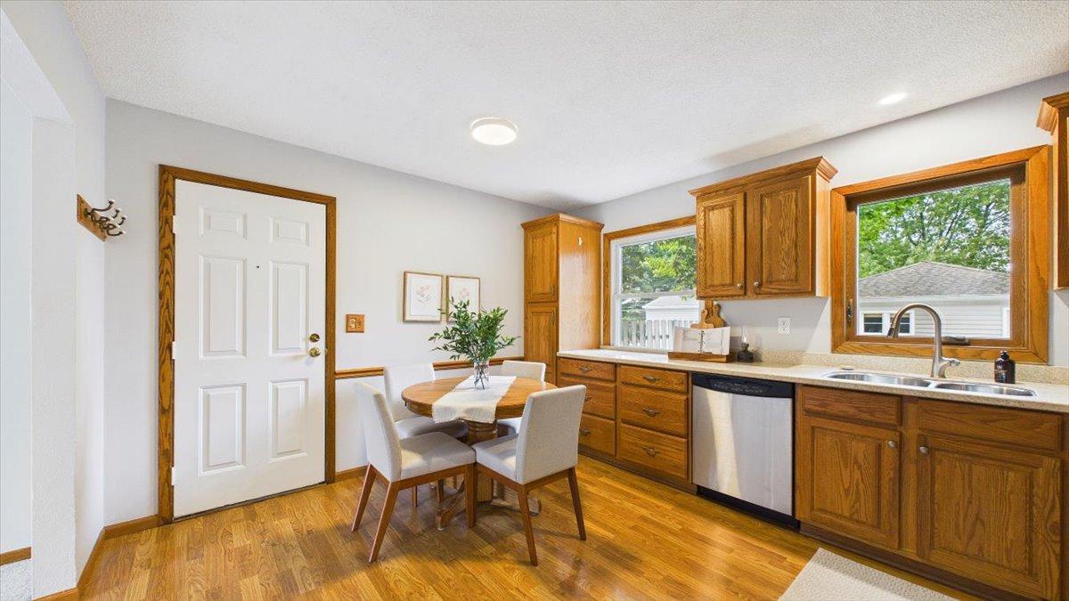3318 Ulysses Street NE