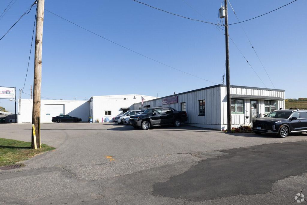 Photo of 1000 N River Drive, North Mankato, MN 56003 (MLS # 7035124)