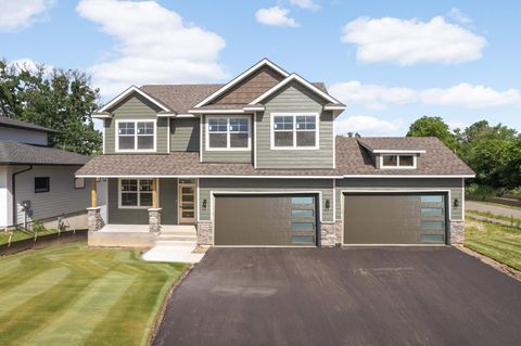 2164 Eustis Street Roseville MN 55113