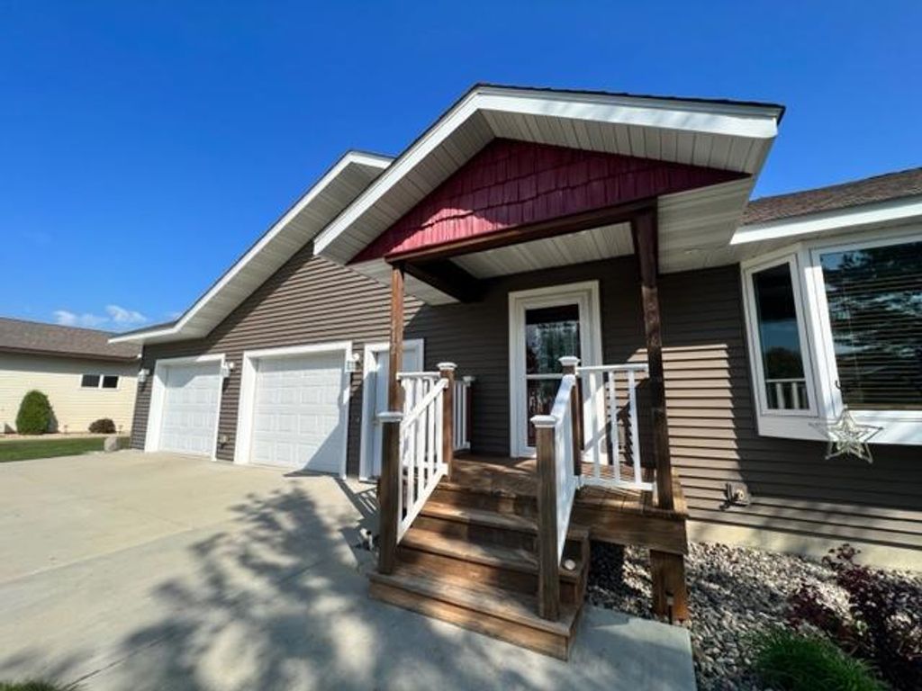 Photo of 412 8th Street SW, Wadena, MN 56482 (MLS # 6437813)