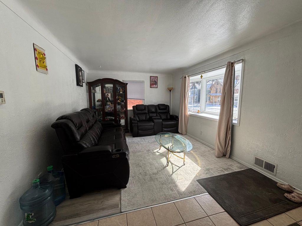 Photo of 787 Lafond Avenue, Saint Paul, MN 55104 (MLS # 7035527)