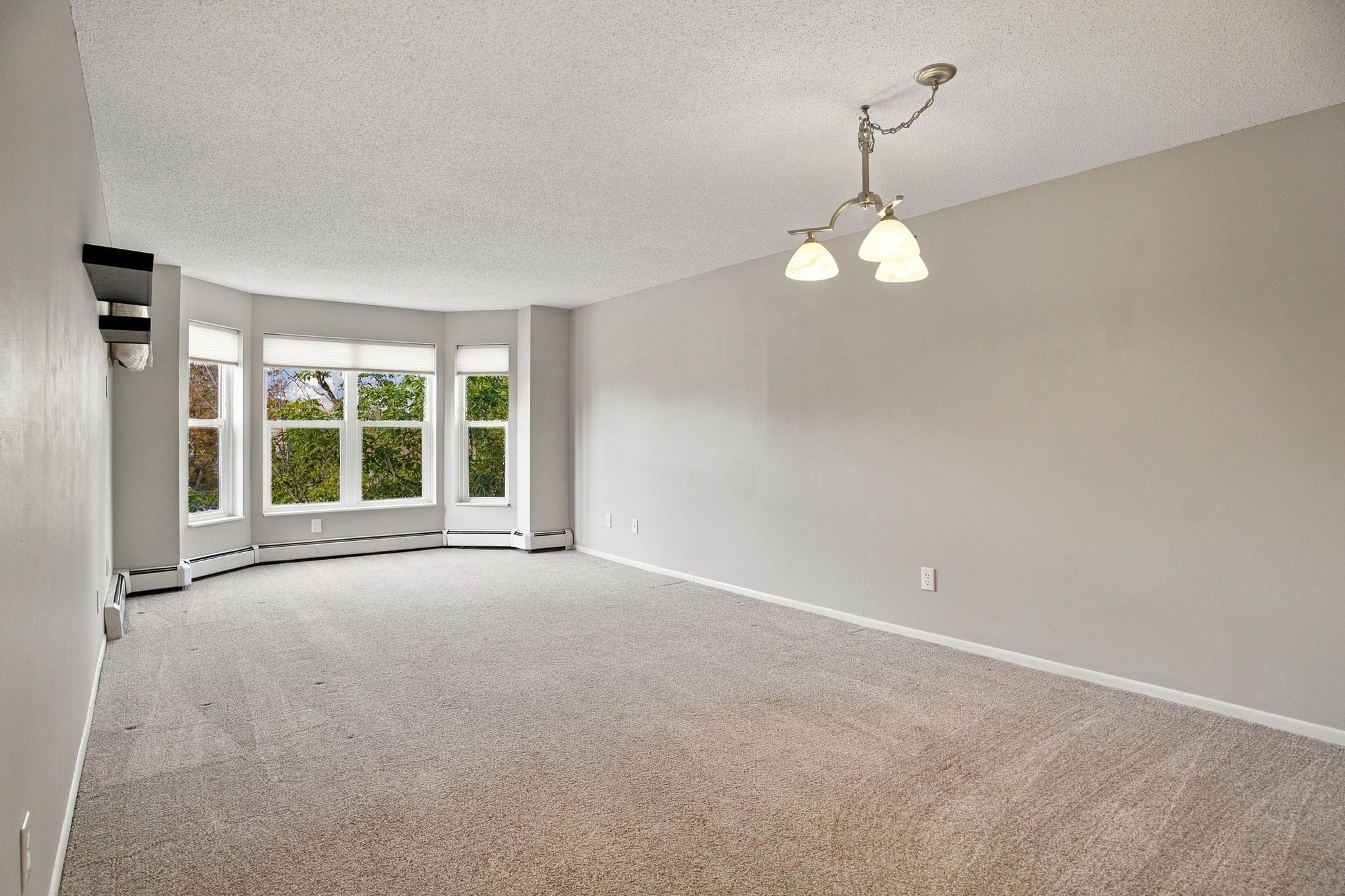 720 3rd Avenue NE 211