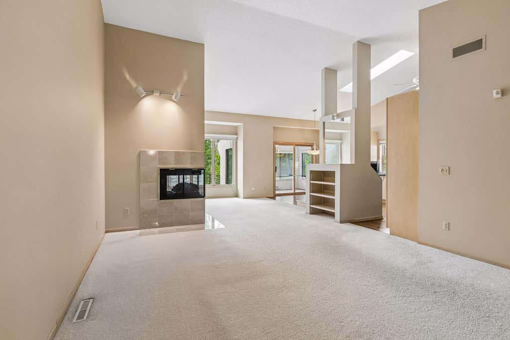 Photo of 11830 Bren Road, Hopkins, MN 55343 (MLS # 7123746)