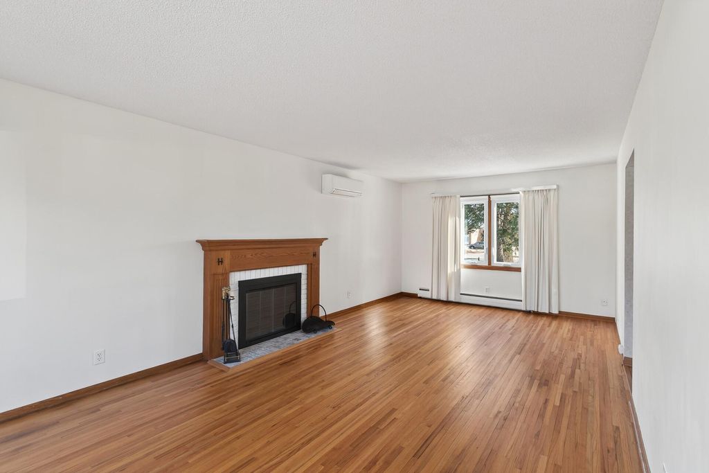 Photo of 1365 Pinewood Drive, Woodbury, MN 55125 (MLS # 7028726)