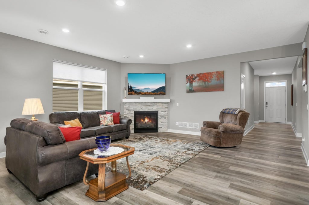 Photo of 13626 Applewood Trail, Rosemount, MN 55068 (MLS # 7154364)