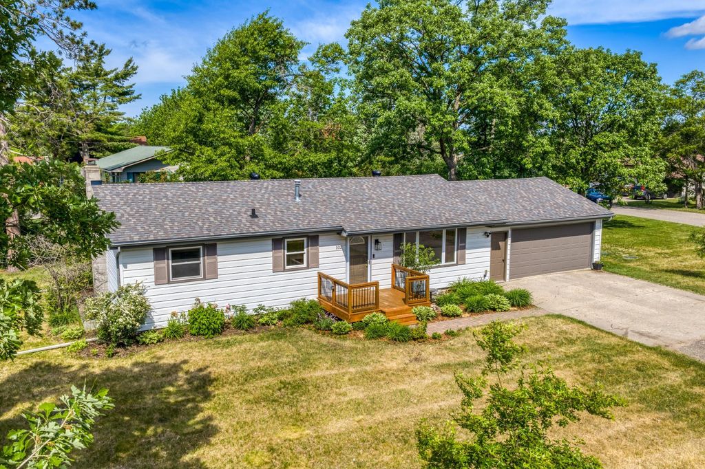 Photo of 102 Robertson Drive NW, Bemidji, MN 56601 (MLS # 7084073)