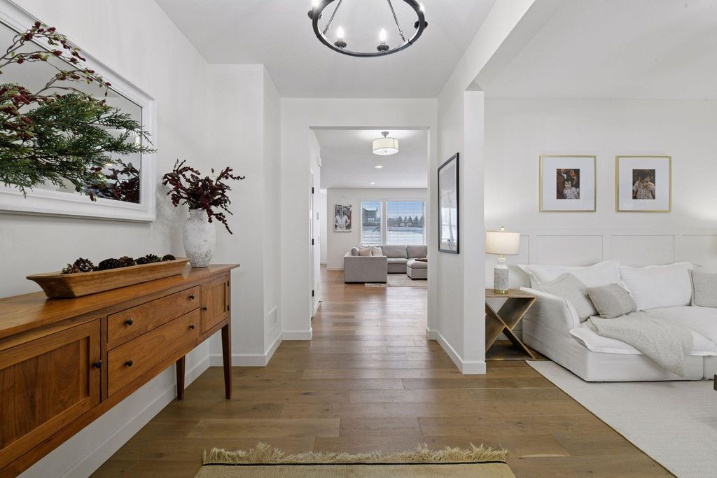 Photo of 17917 Hayes Avenue, Lakeville, MN 55044 (MLS # 7004334)