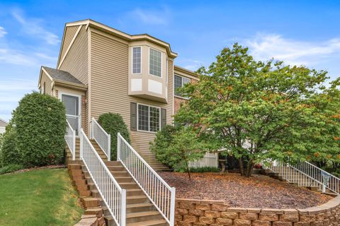 4952 Emmit Drive N 6 Hugo MN 55038