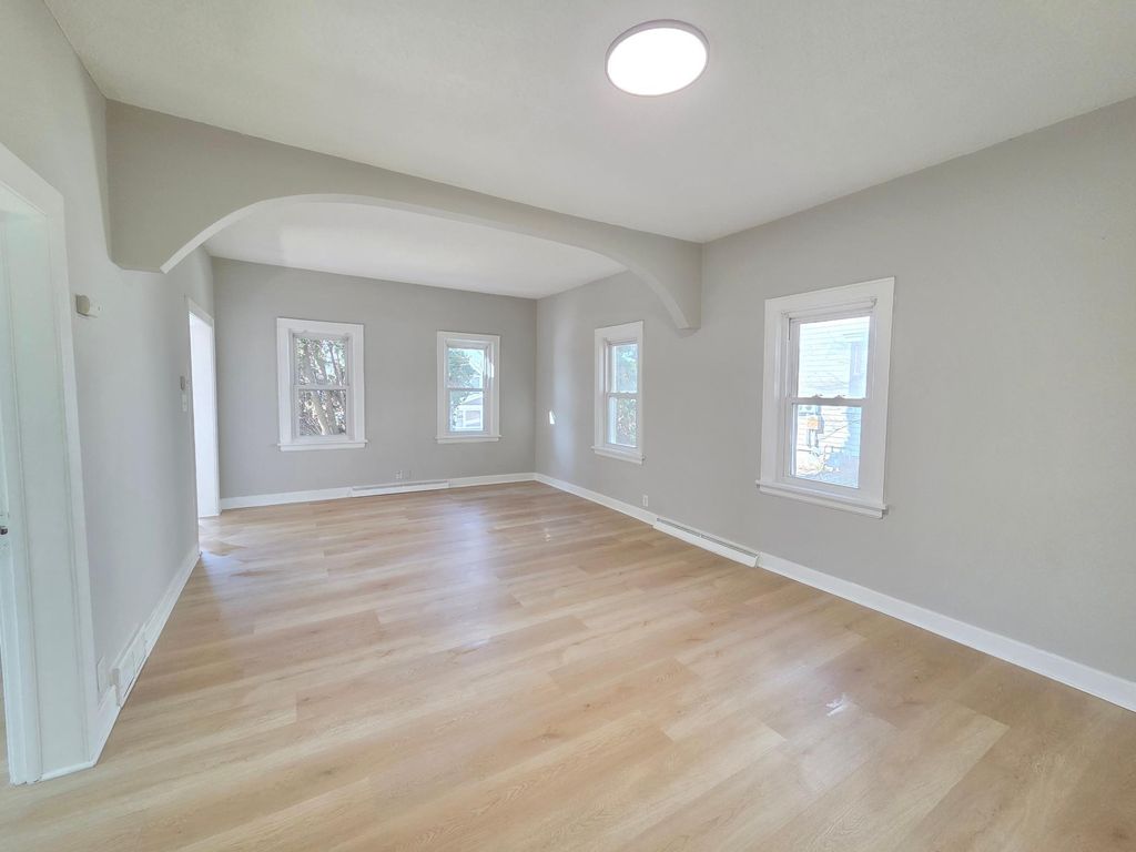 Photo of 712 Maple Street W, Stillwater, MN 55082 (MLS # 7056087)