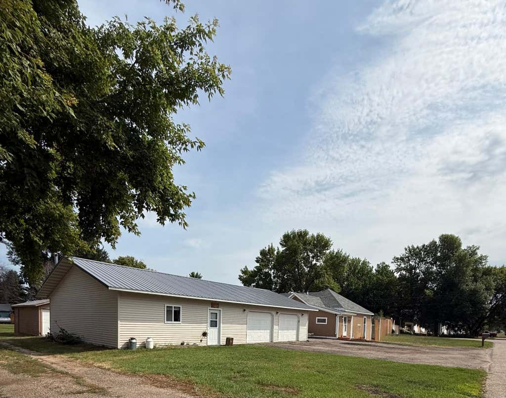Photo of 352 3rd Avenue S, Casselton, ND 58012 (MLS # 7120359)