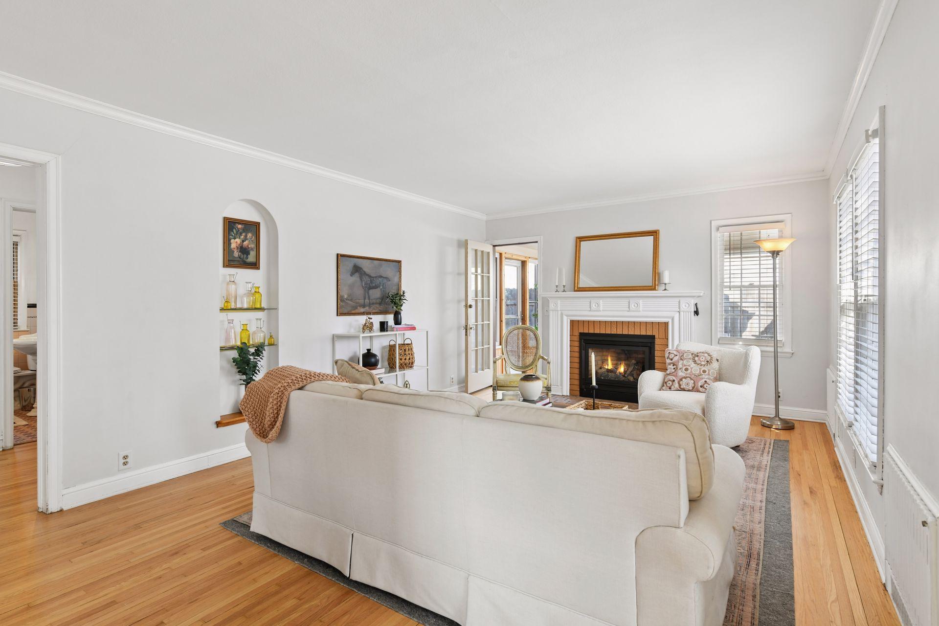 6608 Oliver Avenue S