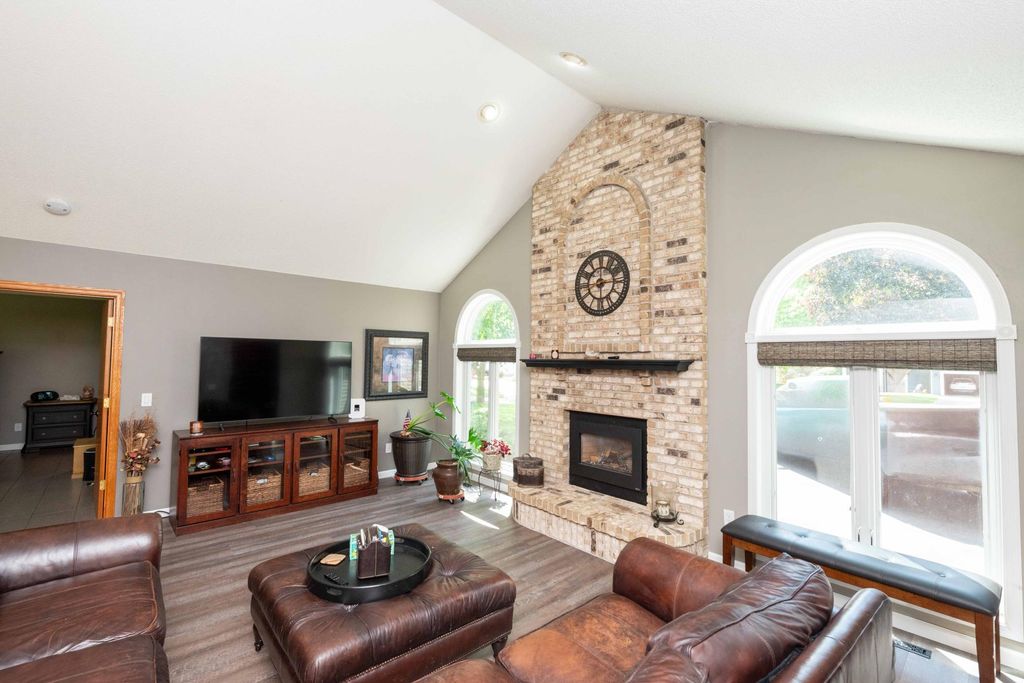 Photo of 9343 Hillside Trail S, Cottage Grove, MN 55016 (MLS # 7076895)