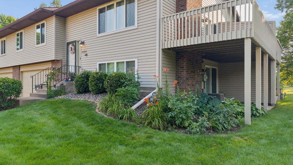 Photo of 14323 Chestnut Drive, Eden Prairie, MN 55347 (MLS # 7121976)
