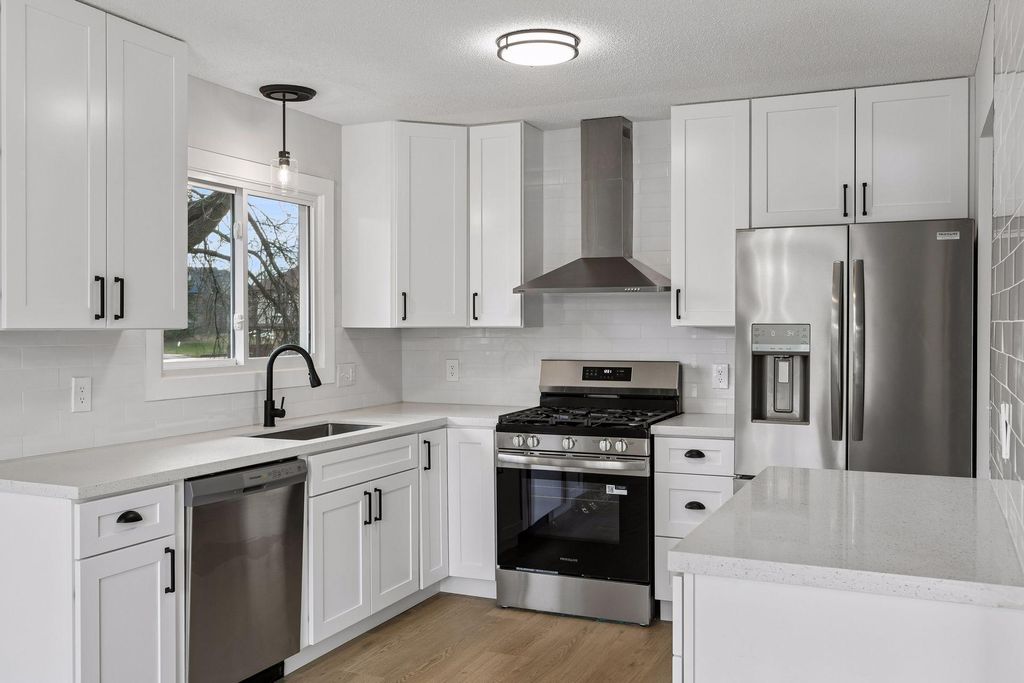 Photo of 8708 64th Avenue N, Brooklyn Park, MN 55428 (MLS # 7052809)