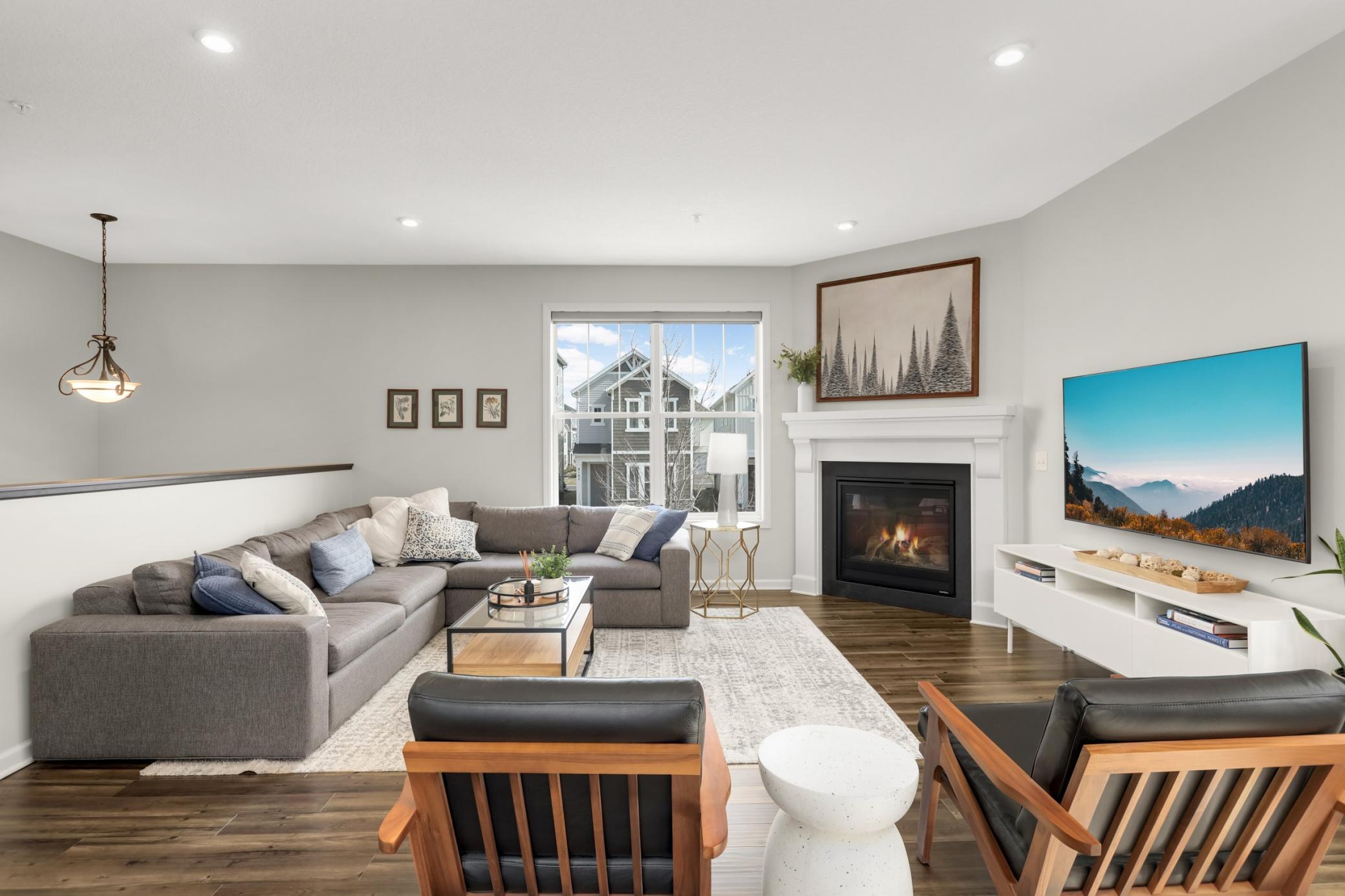 8173 Central Park Way N