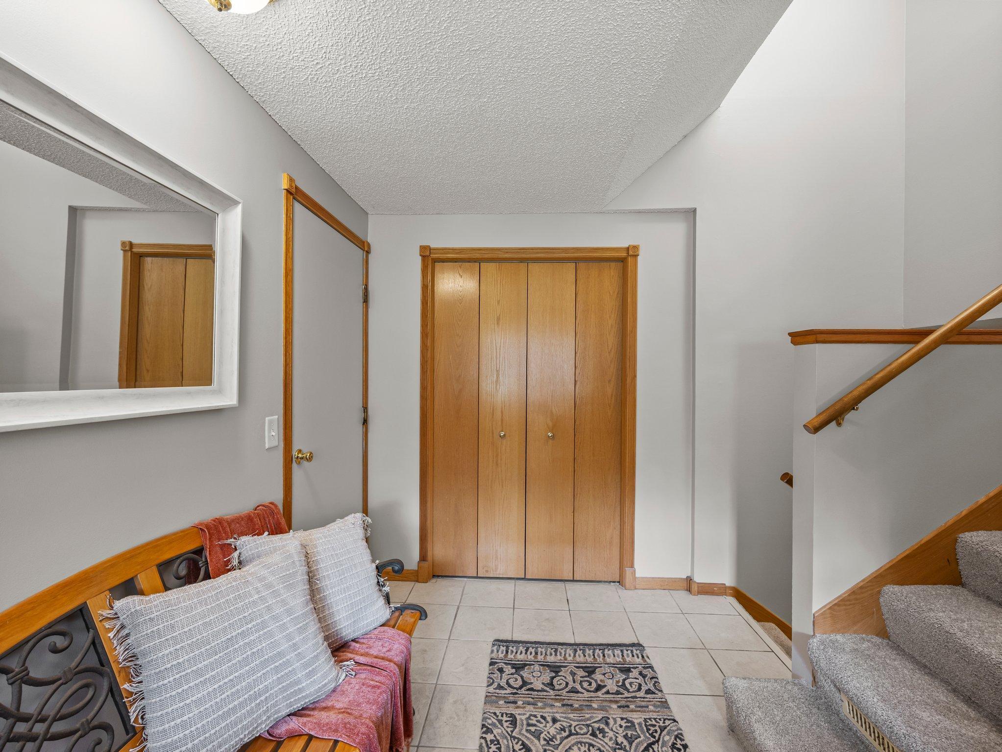 13617 Country Place