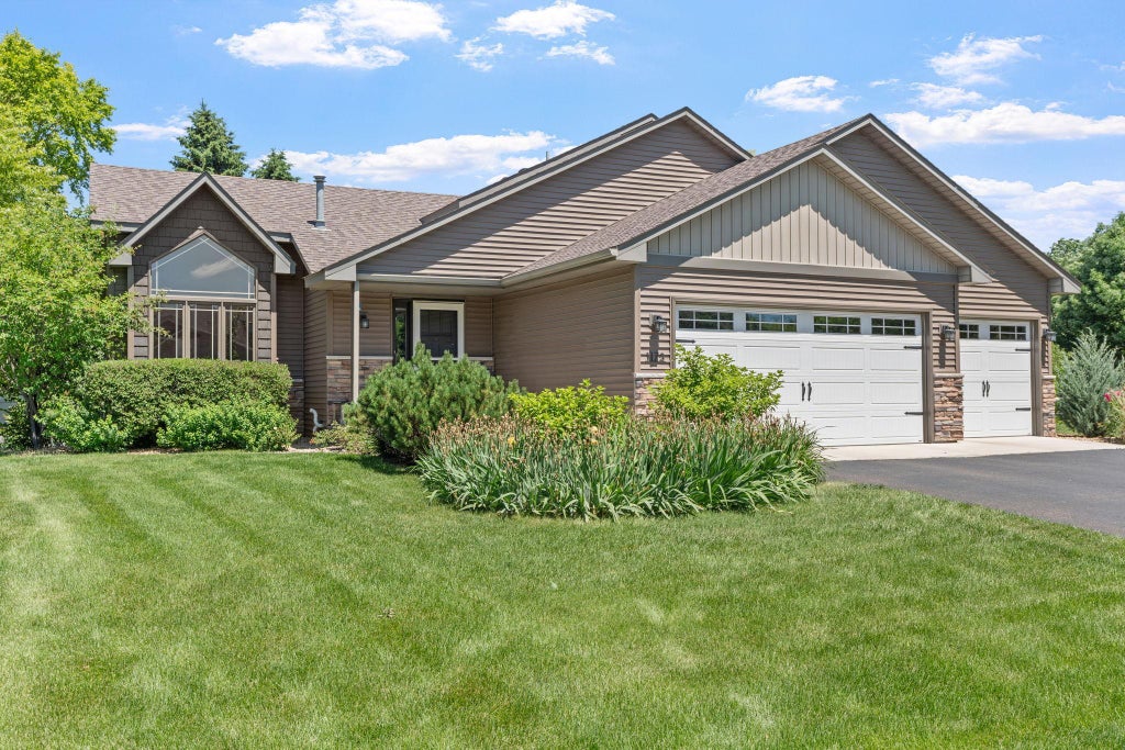 Photo of 1173 Ruffed Grouse Court, Lino Lakes, MN 55014 (MLS # 7104011)