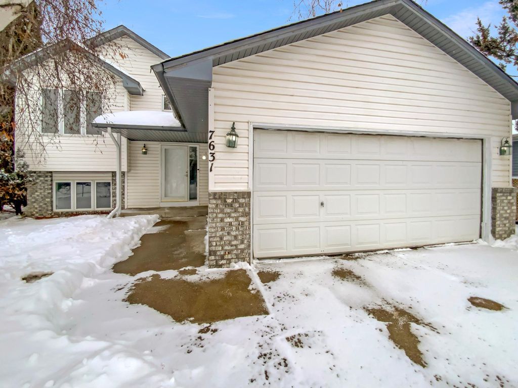 Photo of 7631 Homestead Court S, Cottage Grove, MN 55016 (MLS # 7005629)