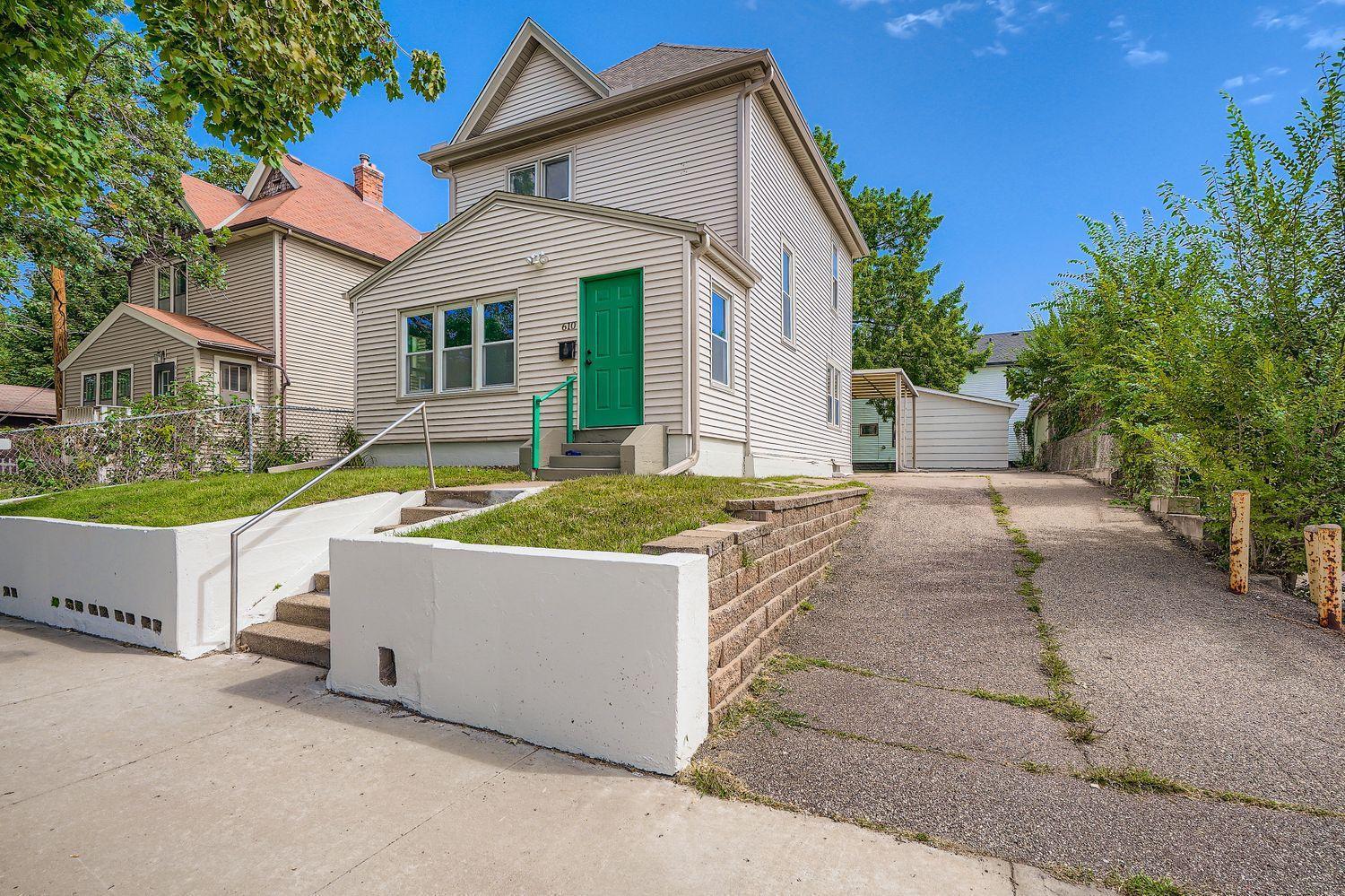 610 Fairview Avenue N