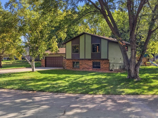 1980 TIMBER WOLF TRL N, SAINT PAUL, MN 55122 - Image 7e7f8ce83b46c989d7b3c8bca43d68e8/3213774615
