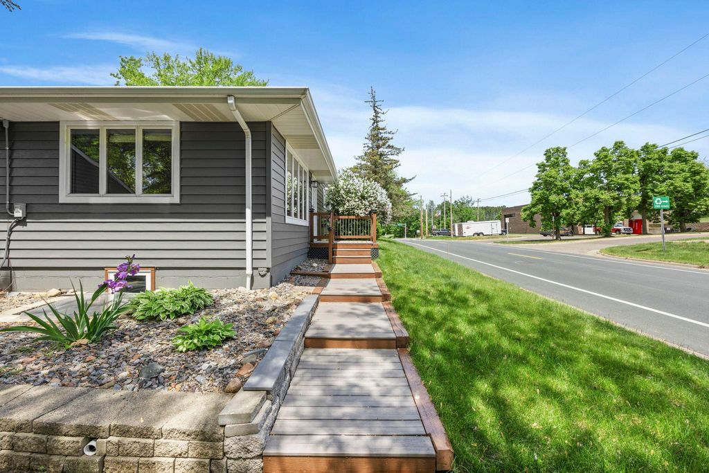 Photo of 107 Hallam Avenue S, Mahtomedi, MN 55115 (MLS # 7082210)