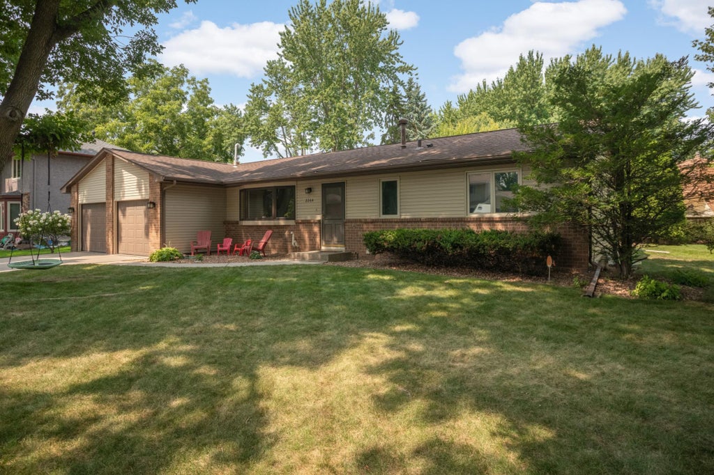 Photo of 2264 Heritage Lane, New Brighton, MN 55112 (MLS # 7128064)