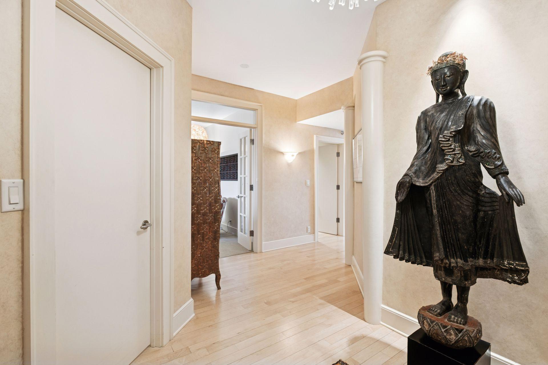 110 Bank Street SE L2601