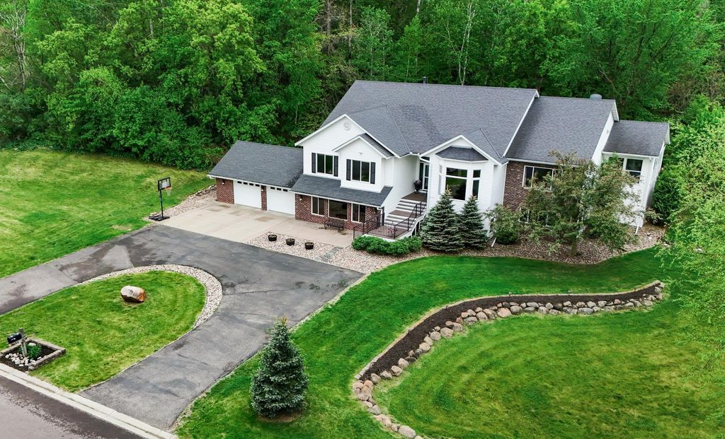 Photo of 9655 Barton Trail, Inver Grove Heights, MN 55077 (MLS # 7080479)