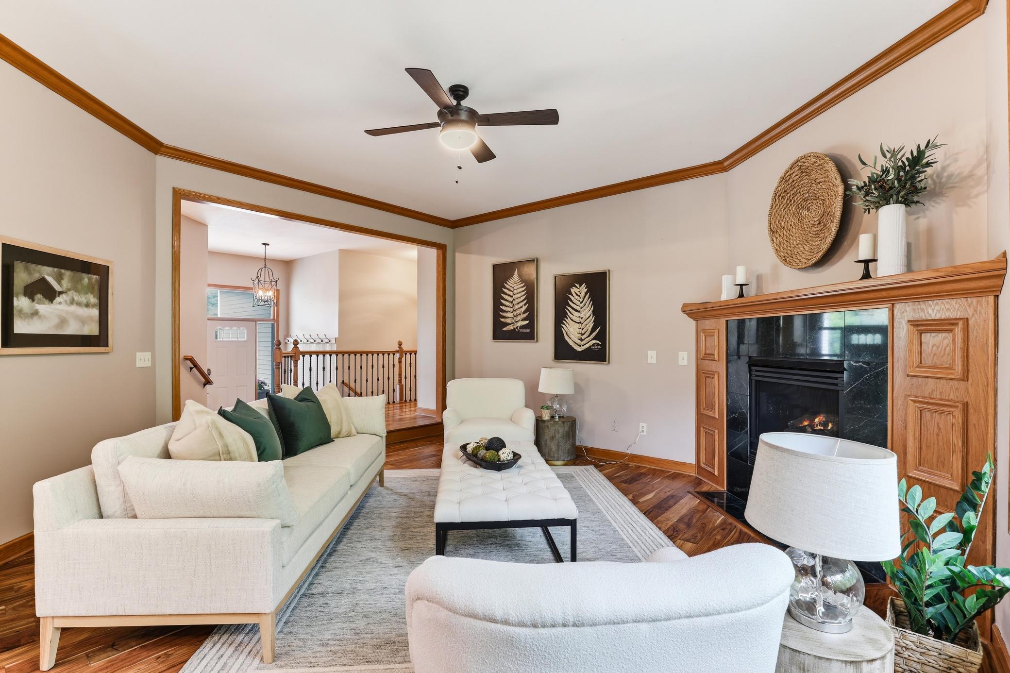 9655 Barton Trail