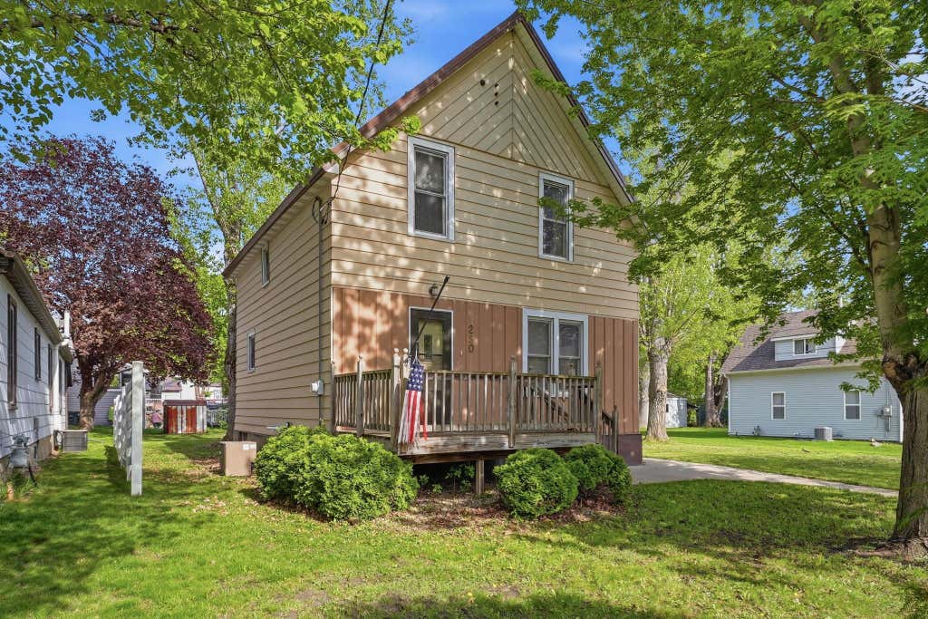 Photo of 280 4th Street NE, Glenwood, MN 56334 (MLS # 7128864)