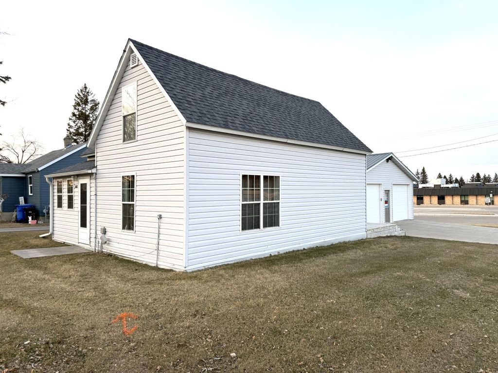 Photo of 302 W Fir Avenue, Frazee, MN 56544 (MLS # 7046768)