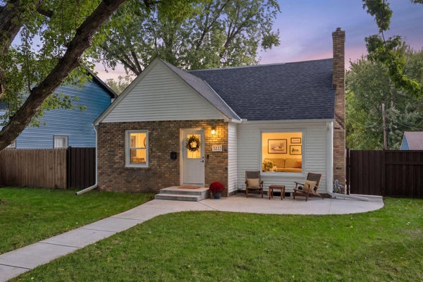 3233 EDGEWOOD AVE S, MINNEAPOLIS, MN 55426 - Image 7eace7d3e23af10e21c97890b839ccaf/70632062