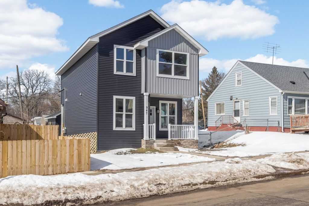 Photo of 947 Earl Street, Saint Paul, MN 55106 (MLS # 7003127)