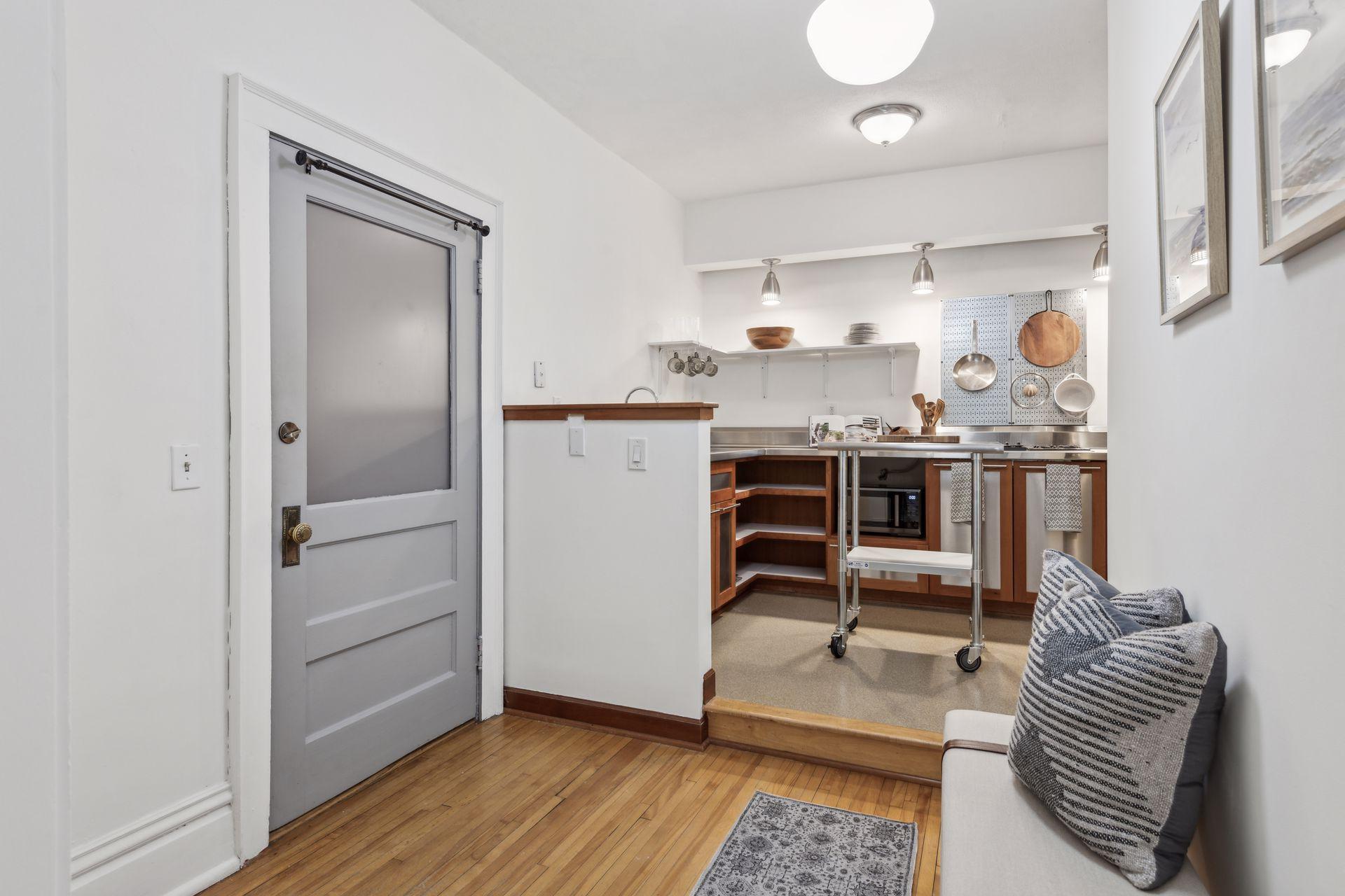 1204 Harmon Place 24