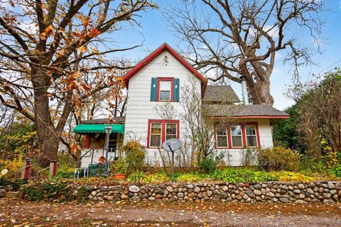 915 N Brown Road Orono MN 55356