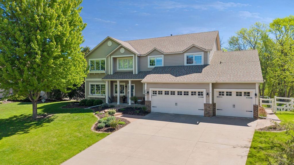 Photo of 3790 Yellowstone Lane N, Plymouth, MN 55446 (MLS # 7068070)