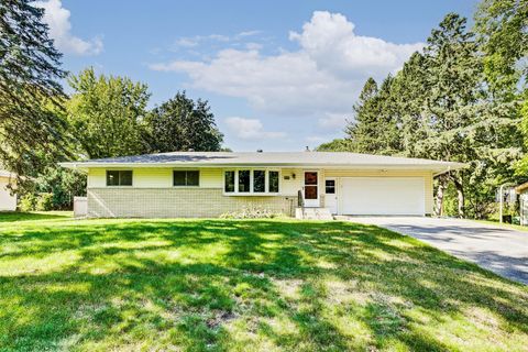 4839 Larson Road Shoreview MN 55126