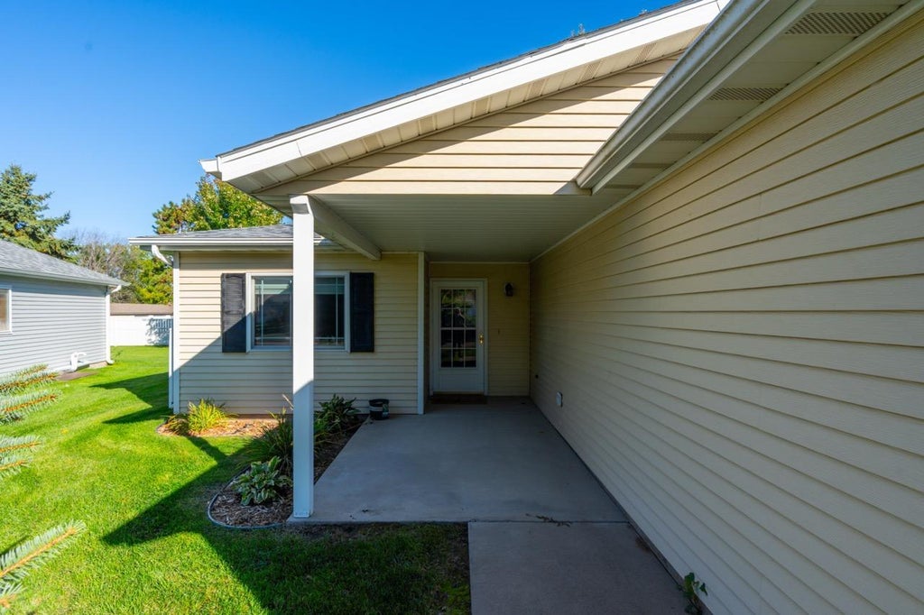 Photo of 425 Fieldcrest Lane, Sartell, MN 56377 (MLS # 7155073)