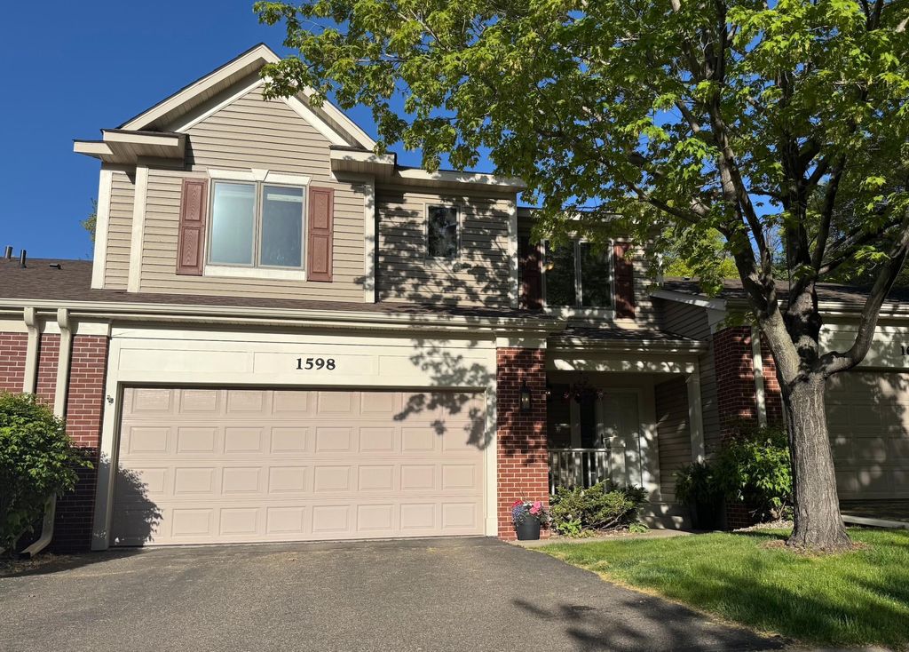Photo of 1598 Summit Shores Circle, Burnsville, MN 55306 (MLS # 7069983)