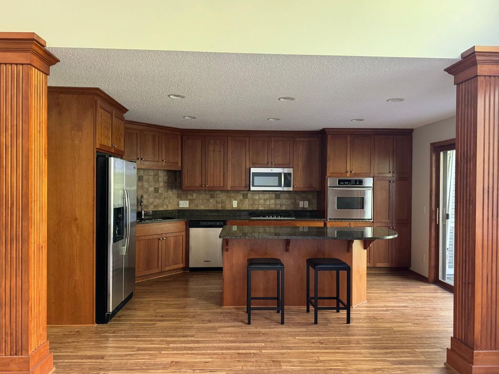 Photo of 1598 Summit Shores Circle, Burnsville, MN 55306 (MLS # 7069983)
