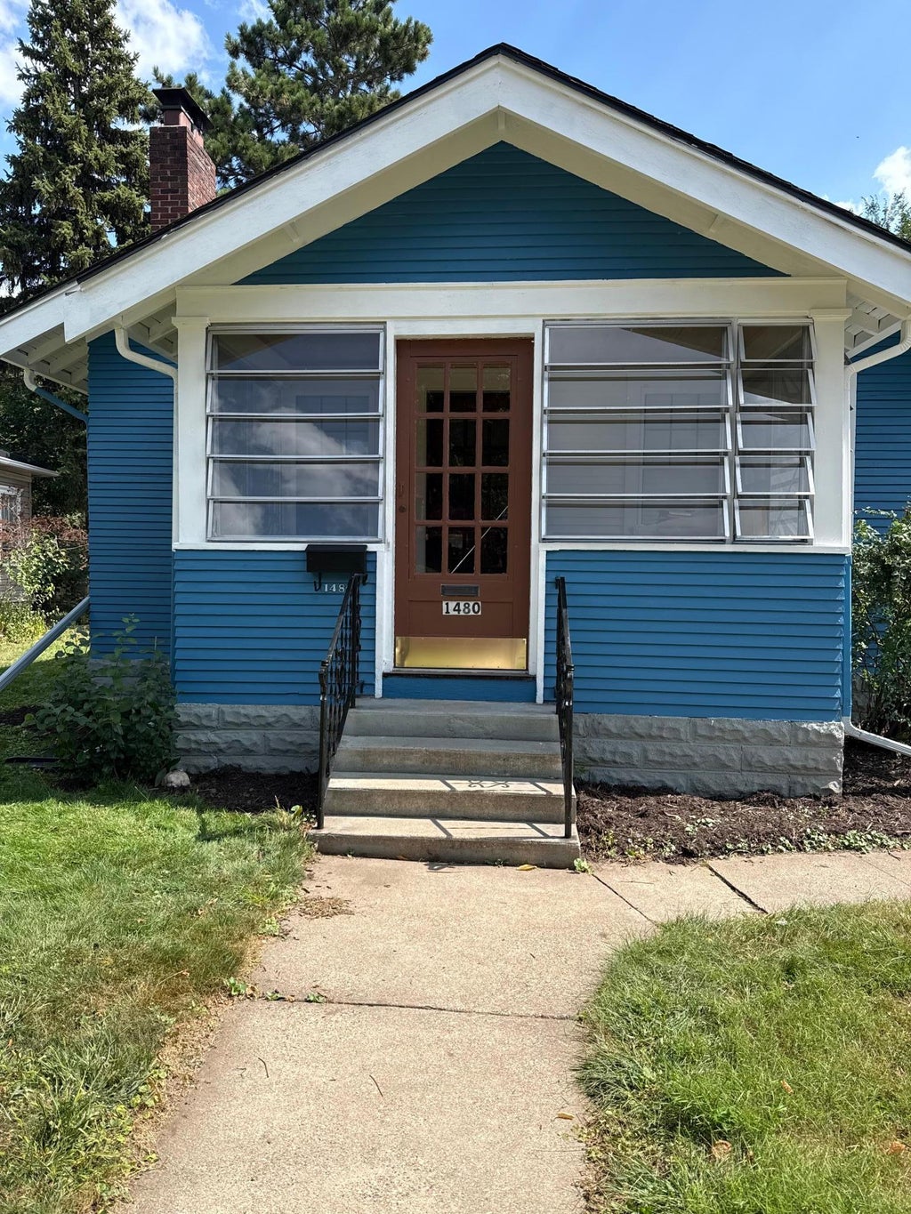 Photo of 1480 Albert Street N, Saint Paul, MN 55108 (MLS # 7148736)