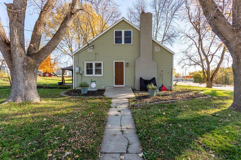 Photo of 600 E 7th Street, Starbuck, MN 56381 (MLS # 7013083)