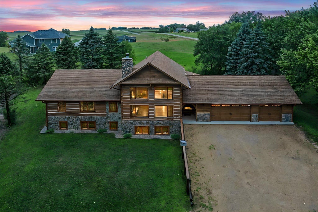 Photo of 1103 Terrasol Lane, Kasota, MN 56050 (MLS # 7119485)