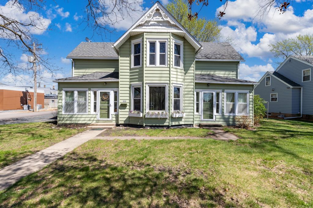 Photo of 111 S Willow Street, Belle Plaine, MN 56011 (MLS # 7060394)